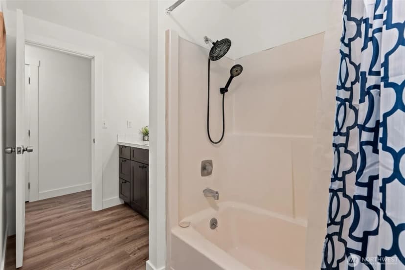 Property photo for 1414 Woodside Drive, Fircrest photo 23