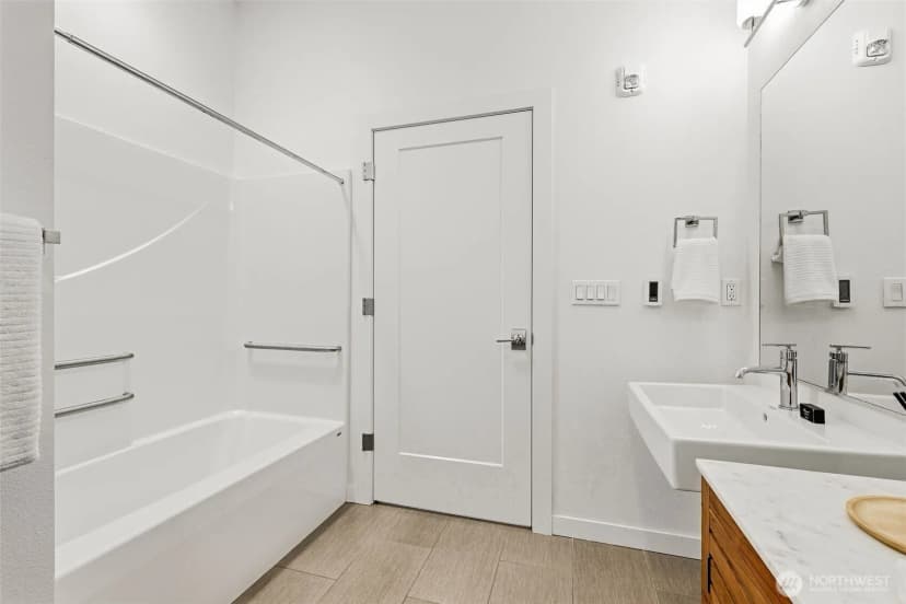 Property photo for 1498 Nw 75th Street, Seattle photo 9