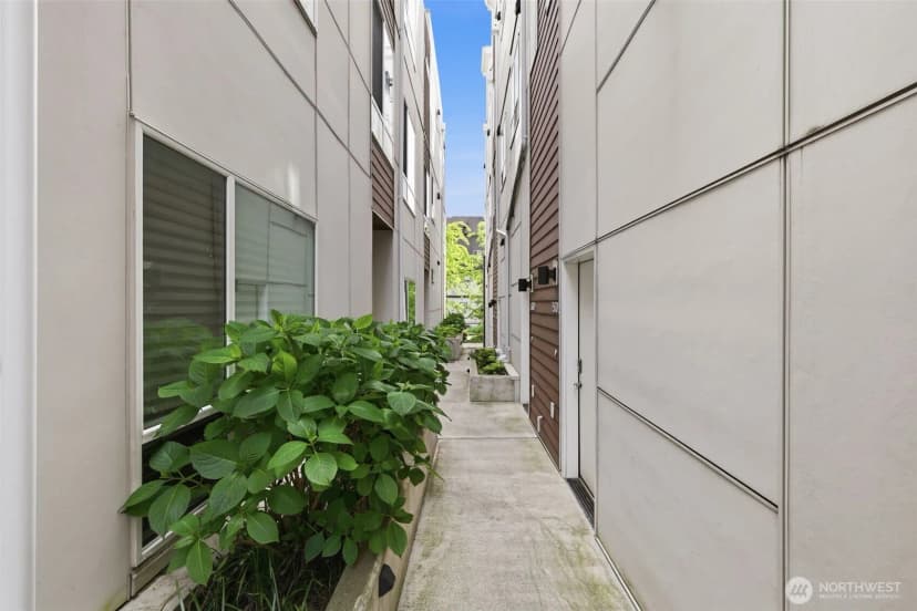 Property photo for 1498 Nw 75th Street, Seattle photo 27