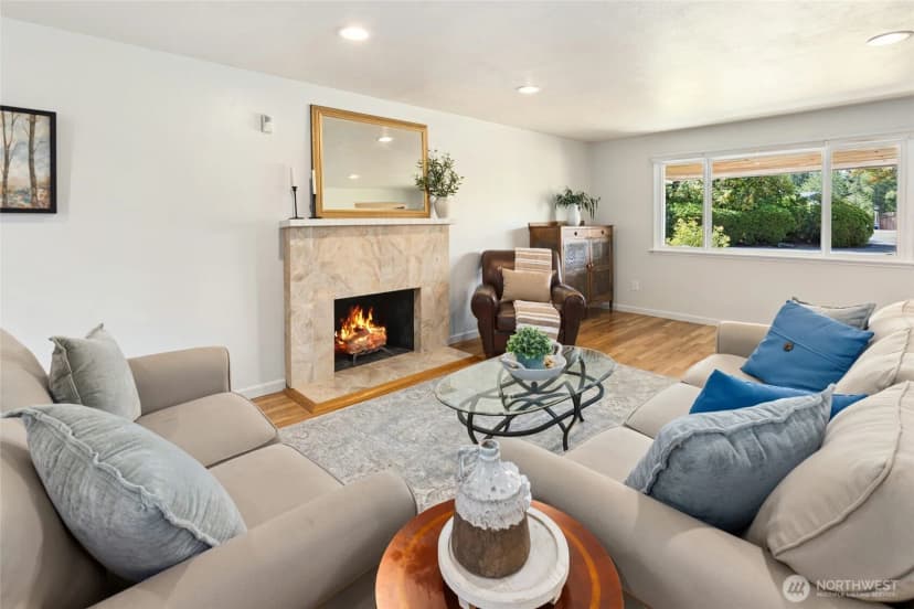 Property photo for 12406 Se 47th Street, Bellevue photo 4