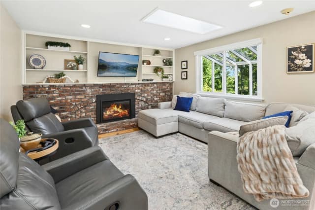 Property photo for 12406 Se 47th Street, Bellevue photo 5