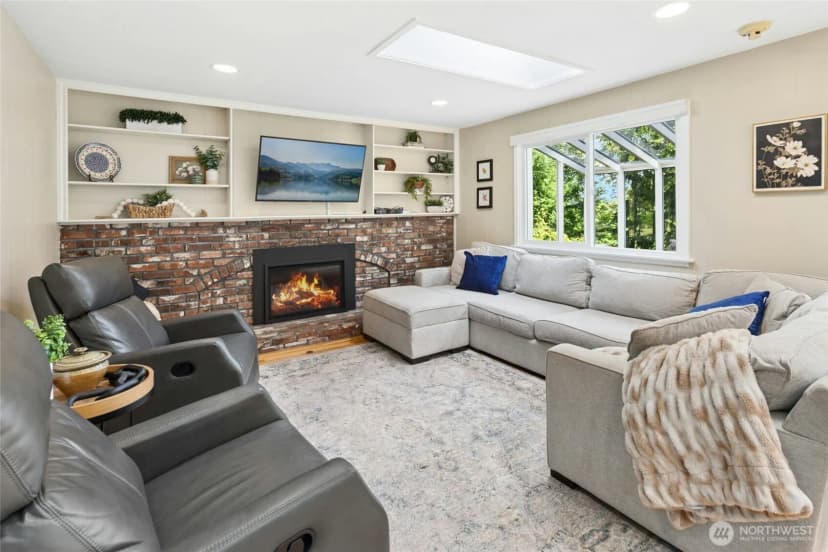 Property photo for 12406 Se 47th Street, Bellevue photo 5