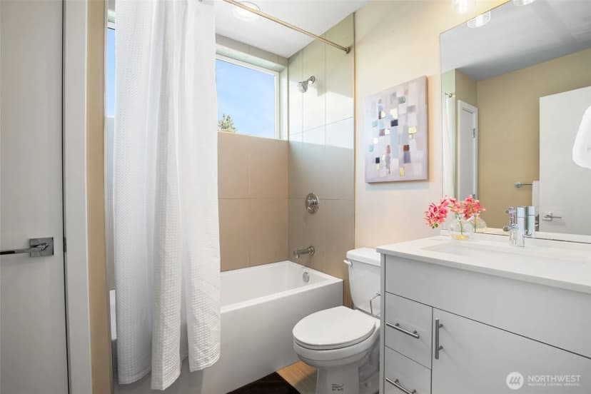 Property photo for 3420 Renton Place S, Seattle photo 16