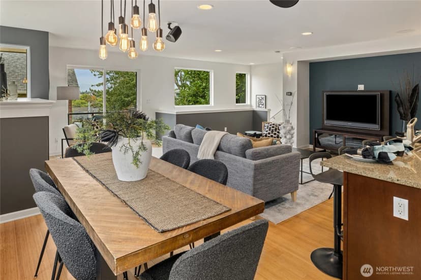 Property photo for 314 Nw 54th Street, Seattle photo 11
