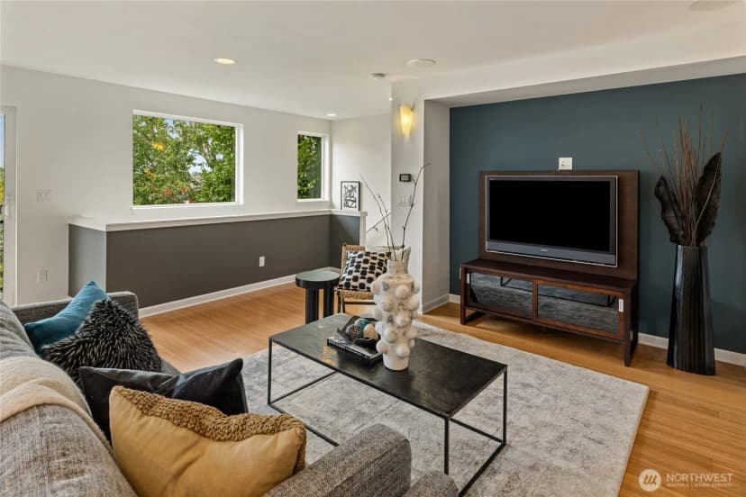Property photo for 314 Nw 54th Street, Seattle photo 12