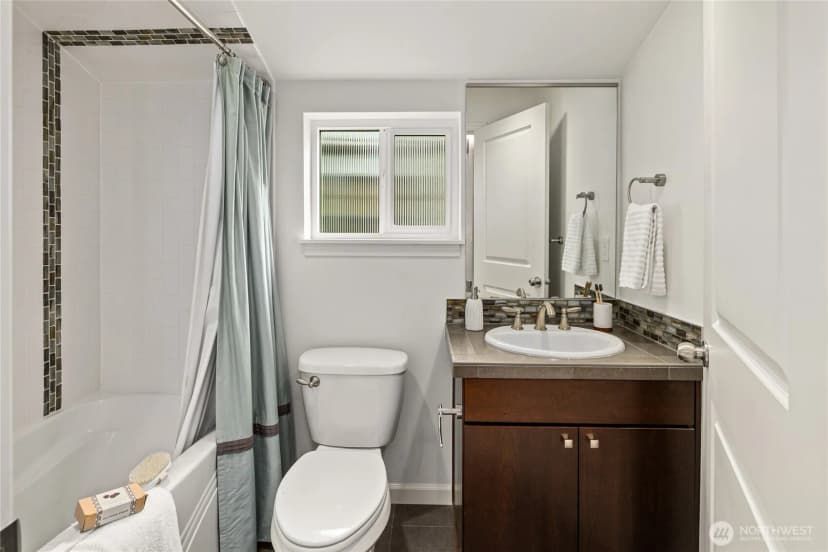Property photo for 314 Nw 54th Street, Seattle photo 13
