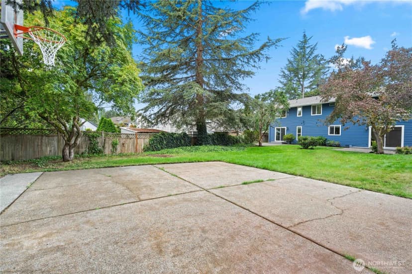 Property photo for 19506 134th Avenue Se, Renton photo 30
