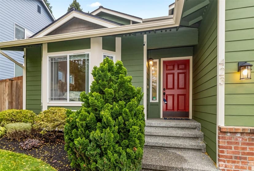 Property photo for 423 170th Place Se, Bothell photo 3
