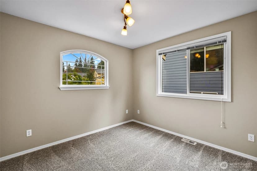 Property photo for 423 170th Place Se, Bothell photo 22