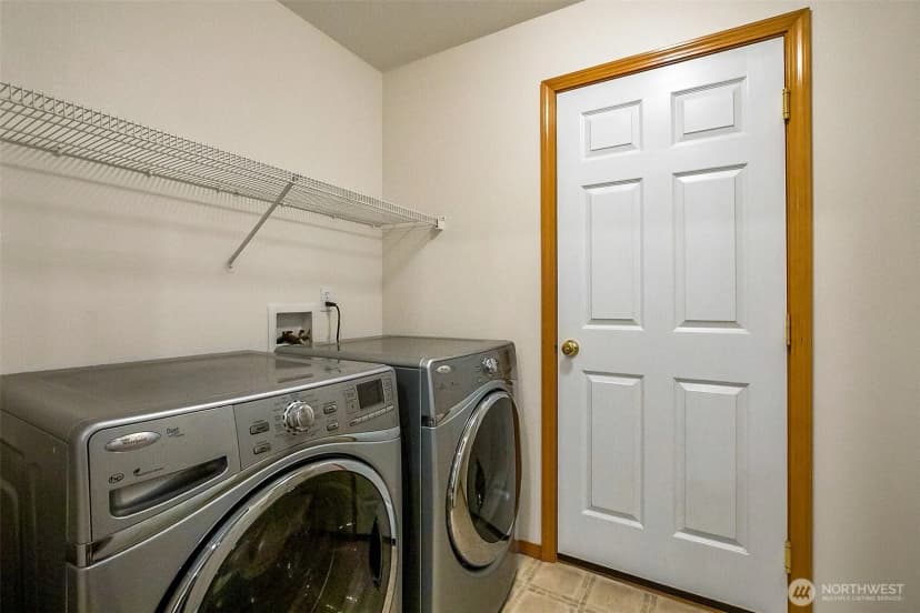 Property photo for 423 170th Place Se, Bothell photo 19