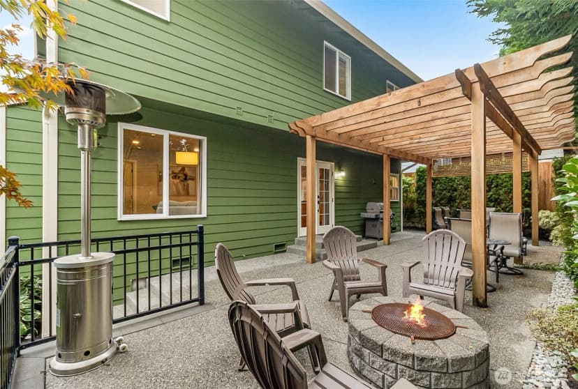 Property photo for 423 170th Place Se, Bothell photo 35