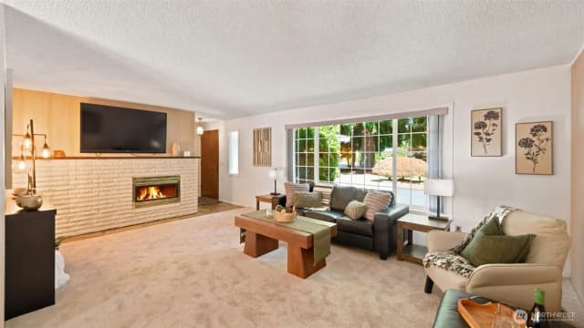 Property photo for 17809 147th Avenue Se, Renton photo 3