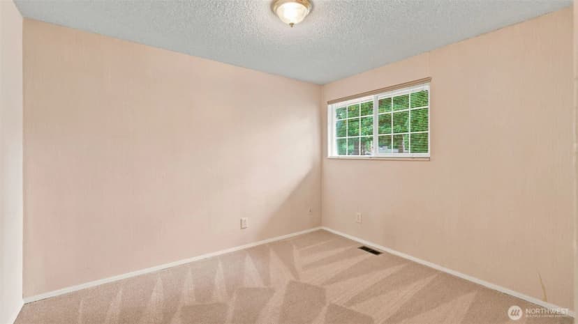 Property photo for 17809 147th Avenue Se, Renton photo 16