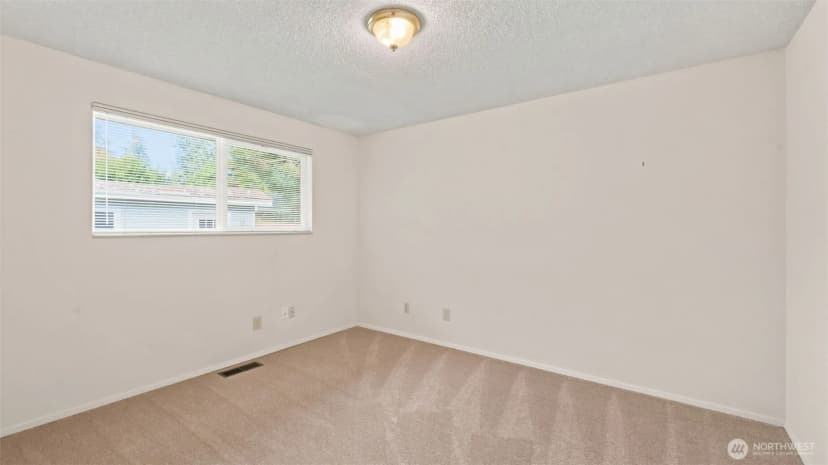 Property photo for 17809 147th Avenue Se, Renton photo 14