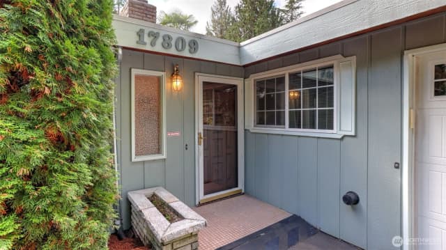 Property photo for 17809 147th Avenue Se, Renton photo 2