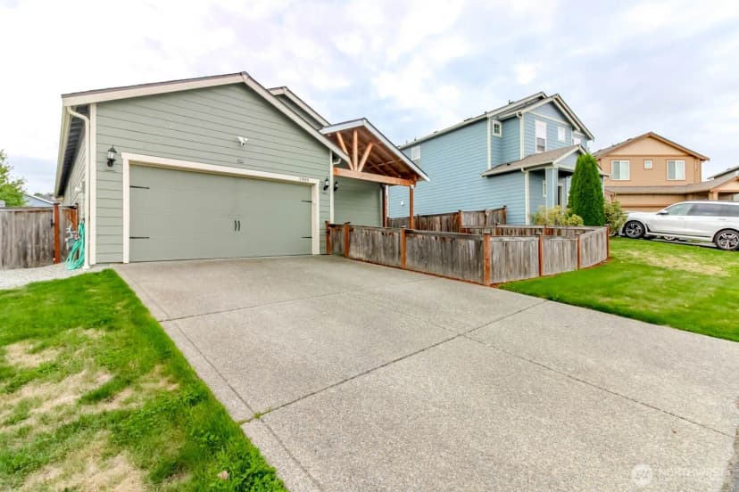 Property photo for 1909 195th Street Ct E, Spanaway photo 33