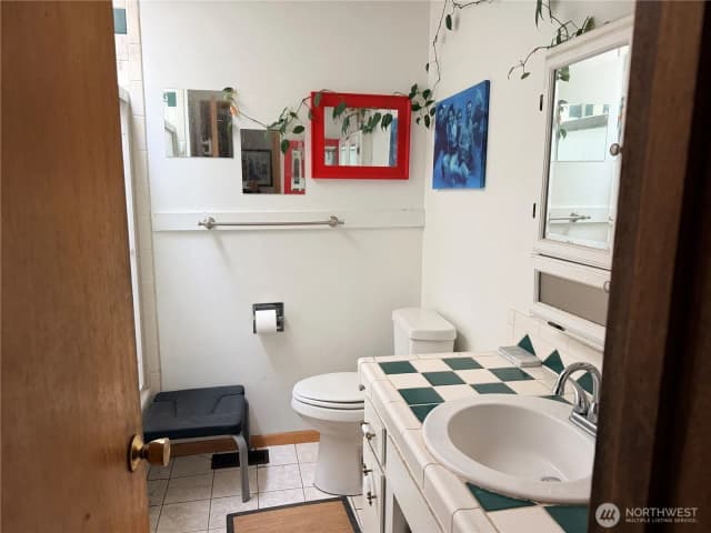 Property photo for 8629 16th Avenue Sw, Seattle photo 4