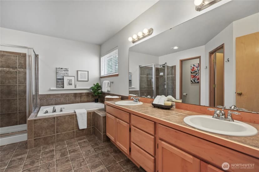 Property photo for 21230 Se 273rd Place, Maple Valley photo 16