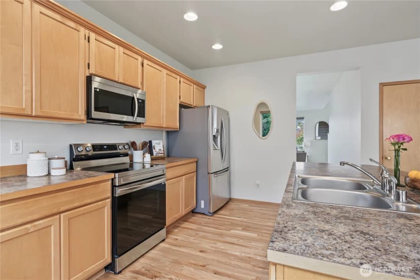 Property photo for 21230 Se 273rd Place, Maple Valley photo 7