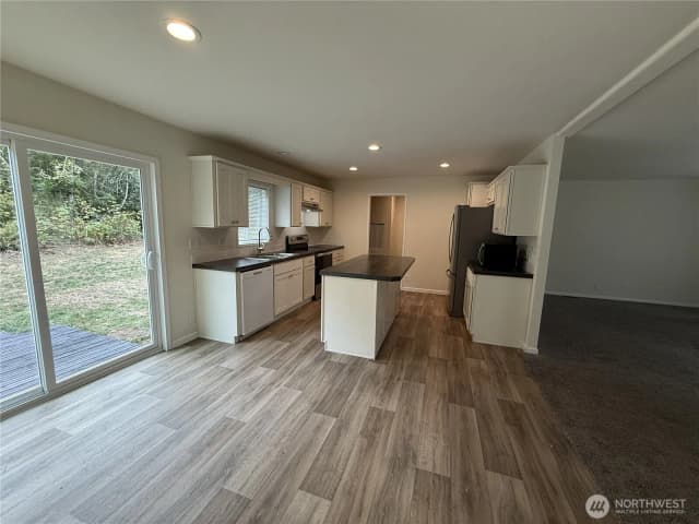 Property photo for 18517 64th Street Sw, Longbranch photo 5
