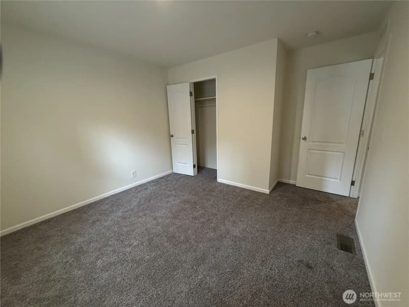 Property photo for 18517 64th Street Sw, Longbranch photo 15