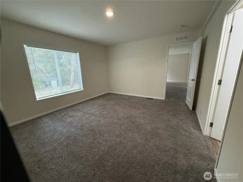 Property photo for 18517 64th Street Sw, Longbranch photo 19