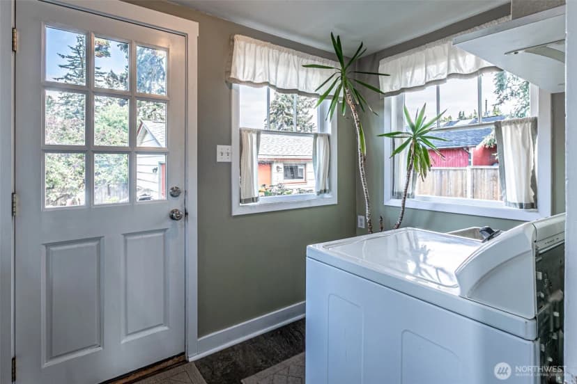 Property photo for 4011 S Wright Avenue, Tacoma photo 22