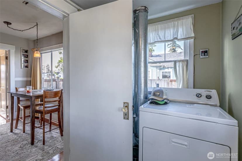 Property photo for 4011 S Wright Avenue, Tacoma photo 23