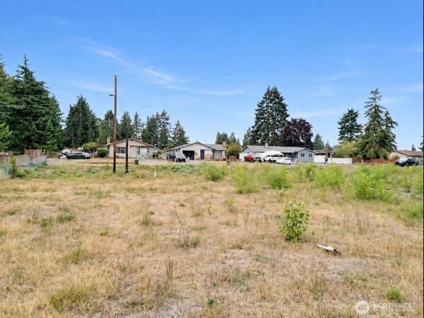 Property photo for 231 170th Street E, Spanaway photo 3