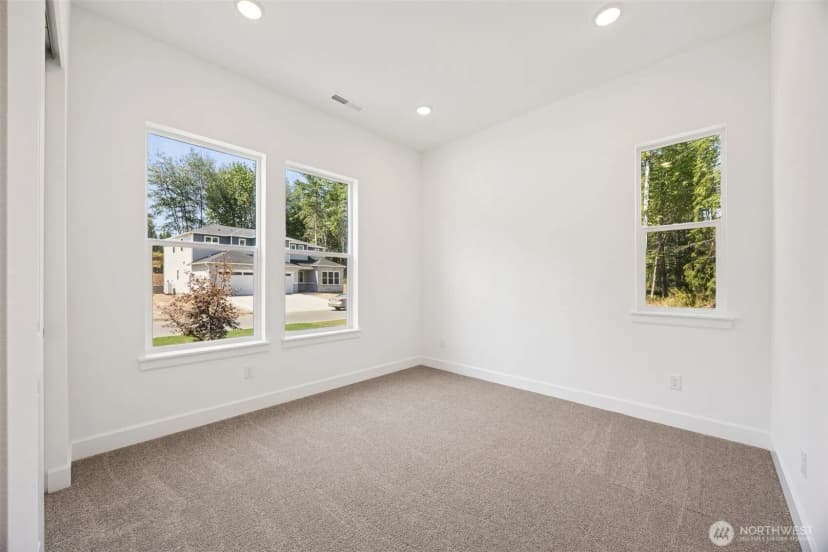 Property photo for 10324 136th Avenue Ne #223, Lake Stevens photo 4