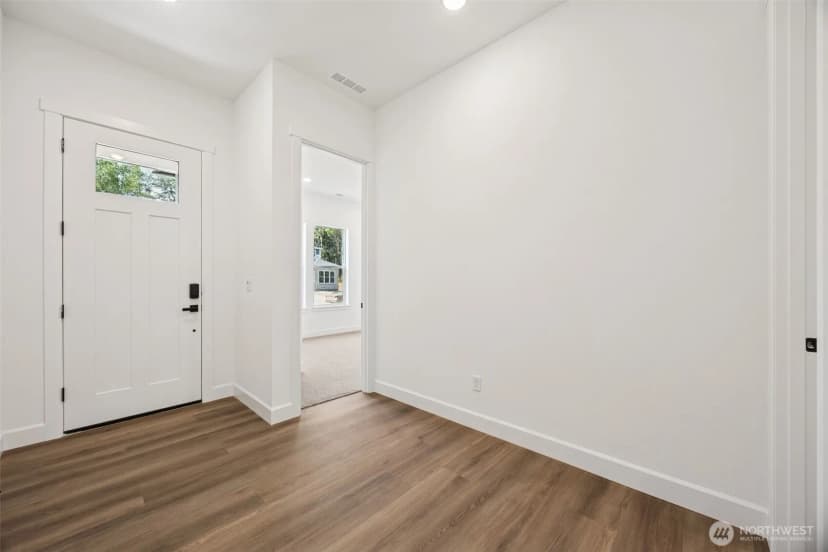 Property photo for 10324 136th Avenue Ne #223, Lake Stevens photo 3