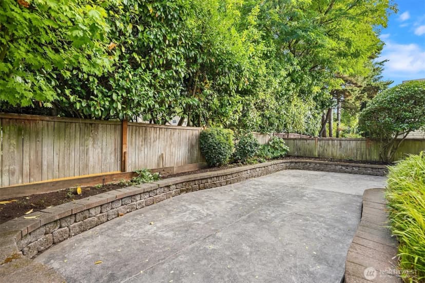 Property photo for 8642 Ne 123rd Place, Kirkland photo 18