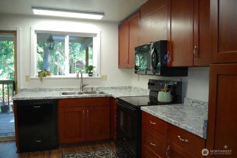 Property photo for 18016 S Tapps Drive E, Lake Tapps photo 9