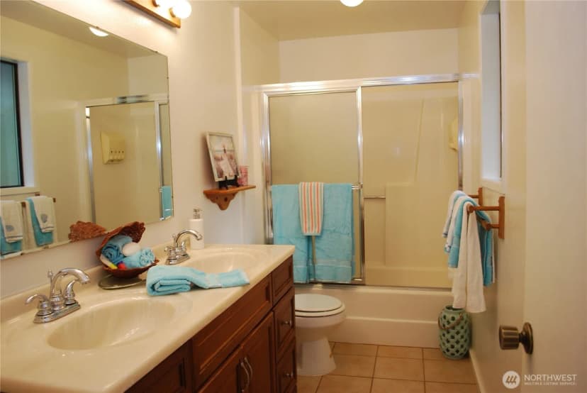 Property photo for 18016 S Tapps Drive E, Lake Tapps photo 17