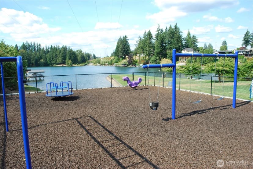 Property photo for 18016 S Tapps Drive E, Lake Tapps photo 37