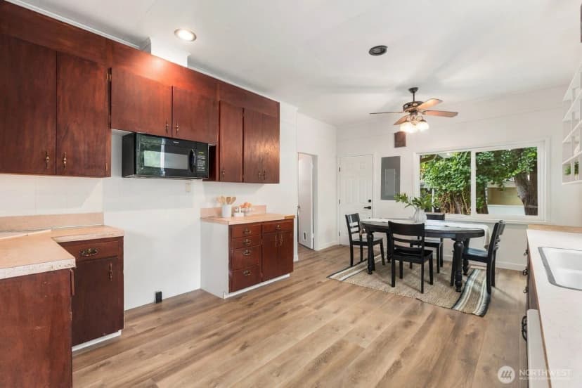 Property photo for 501 Smithers Avenue S, Renton photo 16