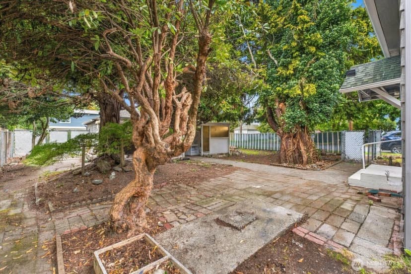Property photo for 501 Smithers Avenue S, Renton photo 23