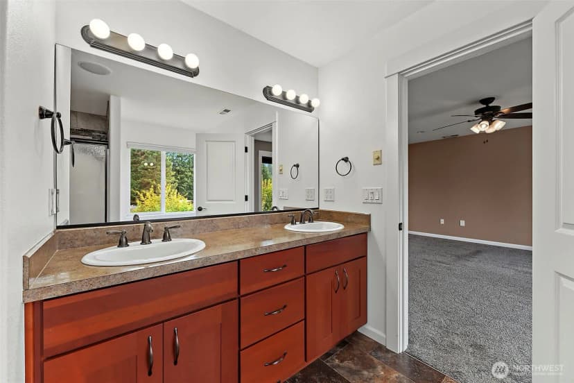Property photo for 11407 135th Street E, Puyallup photo 19