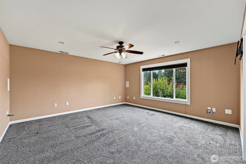 Property photo for 11407 135th Street E, Puyallup photo 16