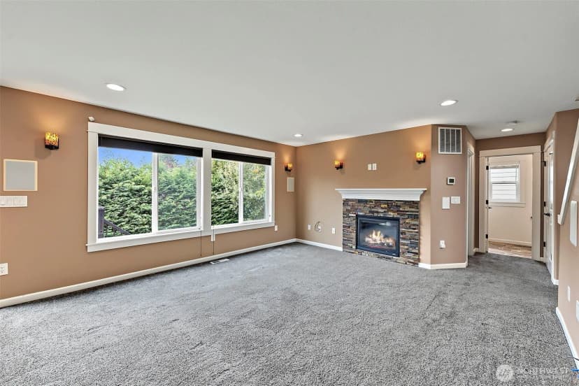 Property photo for 11407 135th Street E, Puyallup photo 11