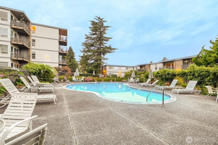 Property photo for 550 Elm Way #206, Edmonds photo 20