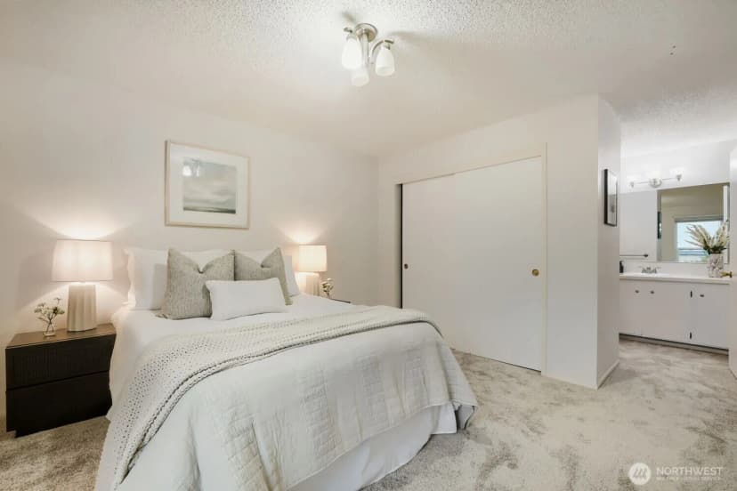 Property photo for 550 Elm Way #206, Edmonds photo 13