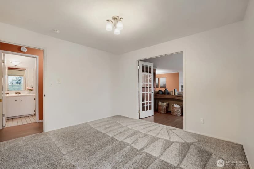 Property photo for 550 Elm Way #206, Edmonds photo 15