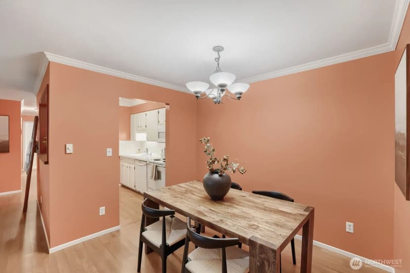 Property photo for 550 Elm Way #206, Edmonds photo 6