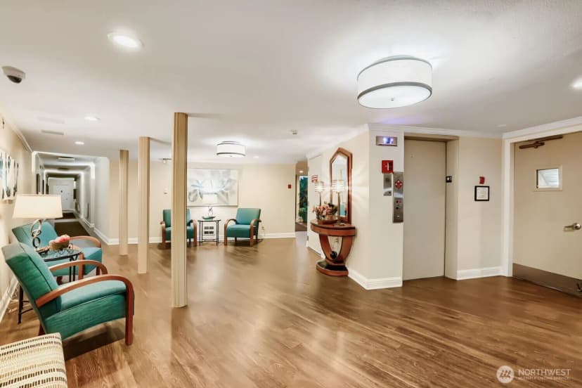 Property photo for 550 Elm Way #206, Edmonds photo 19