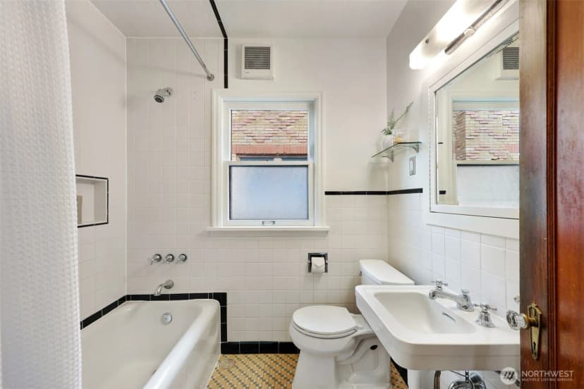 Property photo for 7316 Earl Avenue Nw, Seattle photo 13