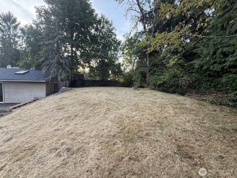 Property photo for 8210 Ne 141st Street, Kirkland photo 11