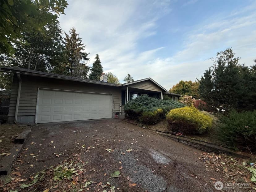 Property photo for 8210 Ne 141st Street, Kirkland photo 7
