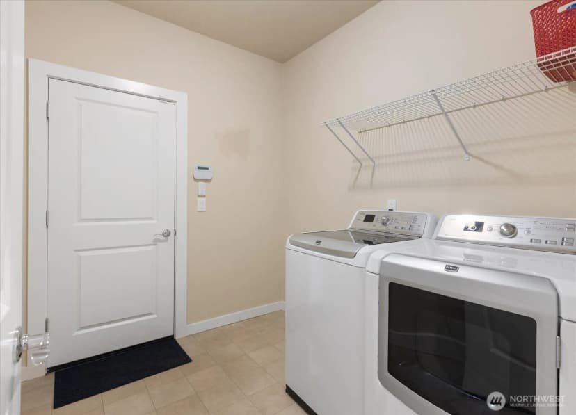 Property photo for 15380 Se 160th Place, Renton photo 29