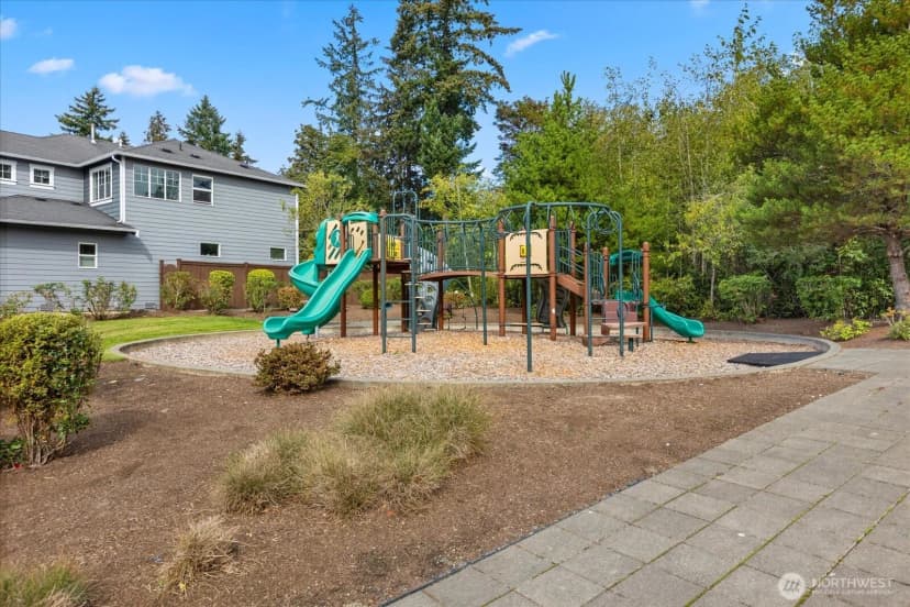 Property photo for 15380 Se 160th Place, Renton photo 39